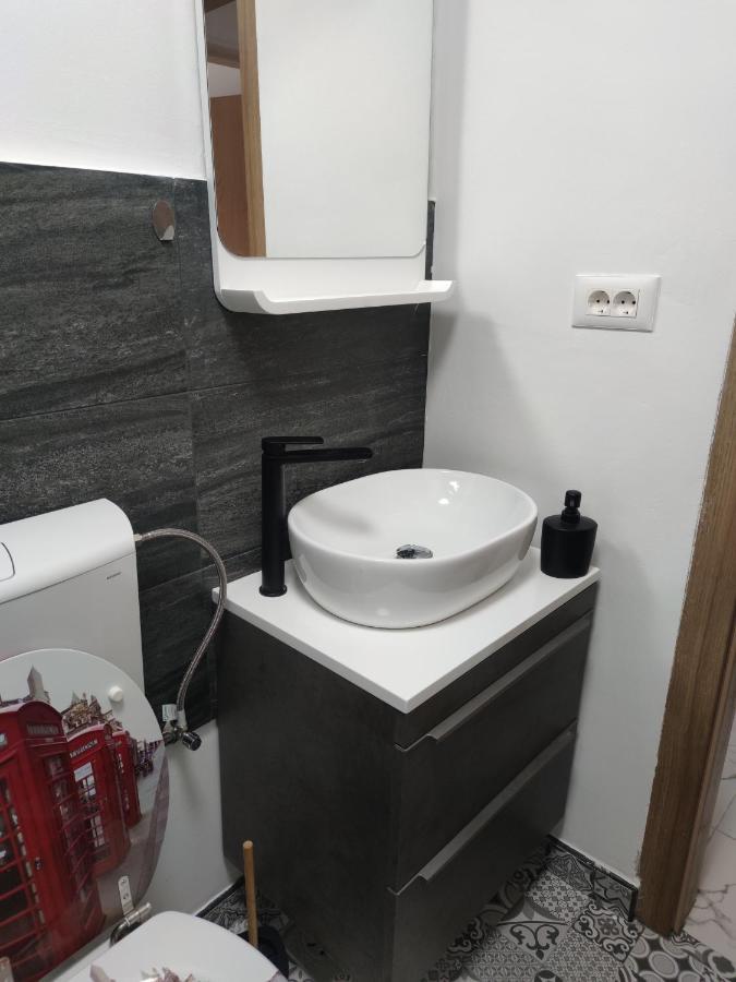Апартаменты Apartman M&M'S Карловац Экстерьер фото